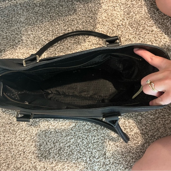 Kate Spade 2019 black tote bag - Picture 3 of 3